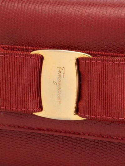Pre-owned Ferragamo Vara Chain 2way Bag In Red