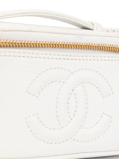 Pre-owned Chanel Cc Cosmetic Bag In White