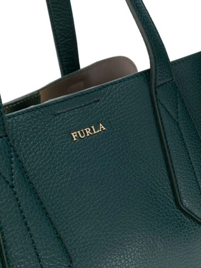Furla Grosse diletta Satteltasche In Green ModeSens