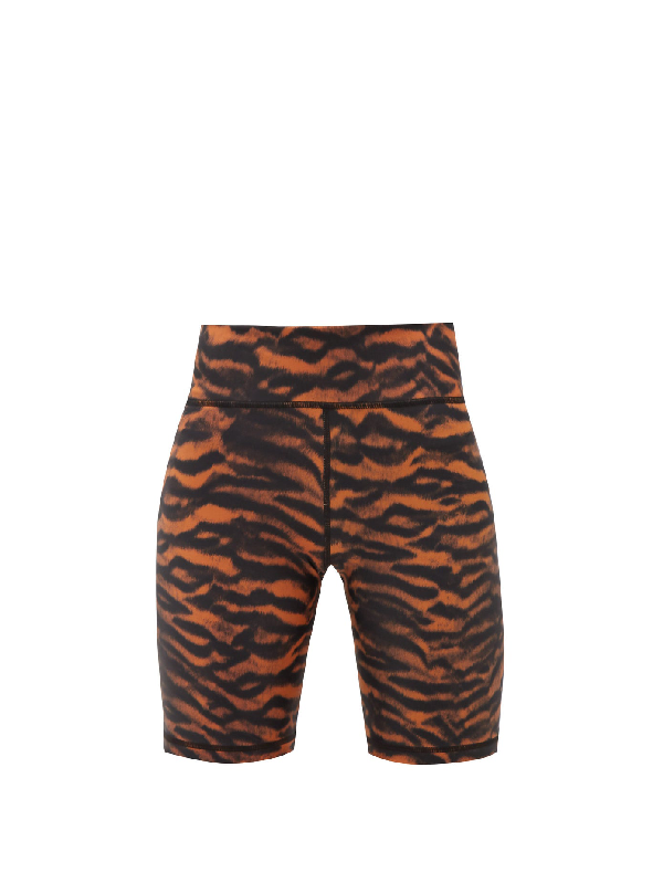 orange cycling shorts