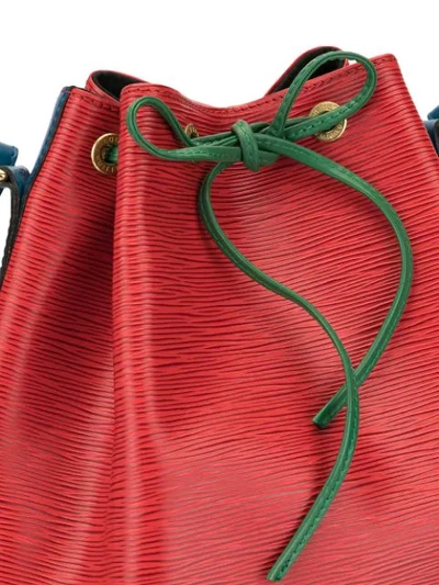 Pre-owned Louis Vuitton 1994  Noe Drawstring Shoulder Bag In Red