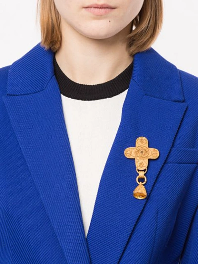 Pre-owned Chanel Cc Cross Brooch In Gold