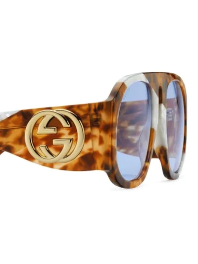 Shop Gucci Oversized-pilotenbrille In Brown