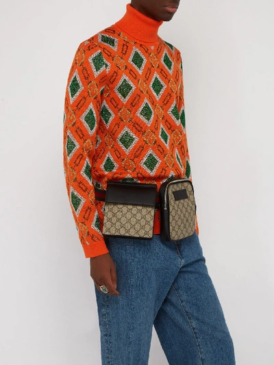 GUCCI MAN BEIGE FANNY PACKS