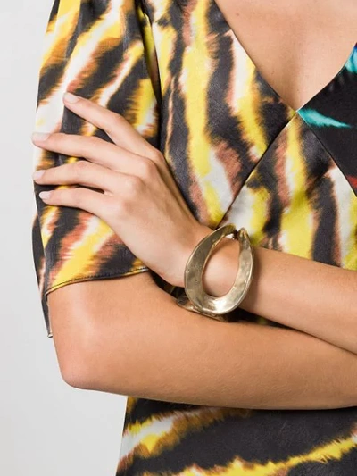 Shop Goossens Ecume Structured Bangle In Gold