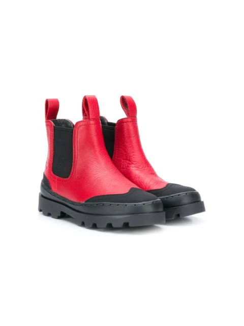 camper red boots