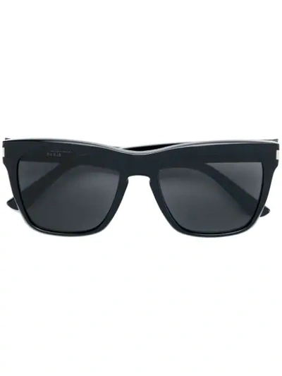 Shop Saint Laurent Eyewear Devon Sunglasses - Schwarz In Black