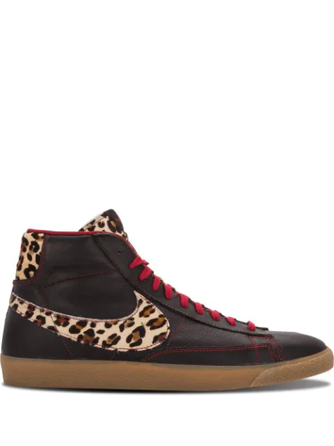 nike blazer mid brown