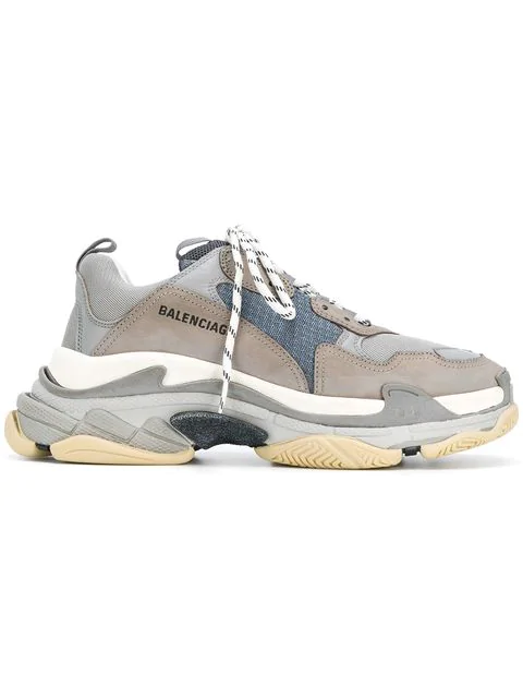 Balenciaga Low-top Sneakers Triple S 