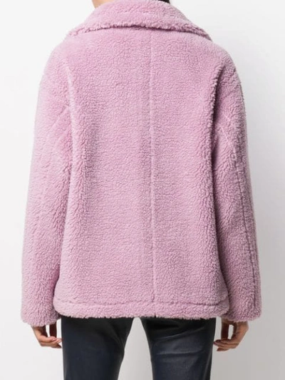 Shop Stand Studio Shearling-jacke Im Oversized-look In Pink