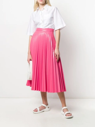 Shop Mm6 Maison Margiela Glossy-effect Pleated Midi Skirt In Pink