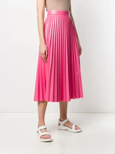 Shop Mm6 Maison Margiela Glossy-effect Pleated Midi Skirt In Pink