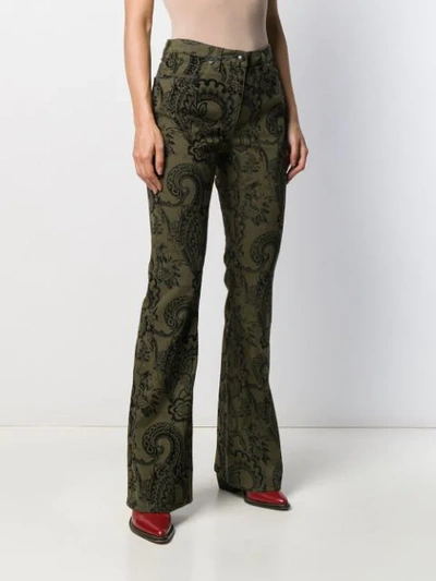 Shop Etro Jeans Mit Paisley-print In 500 Green
