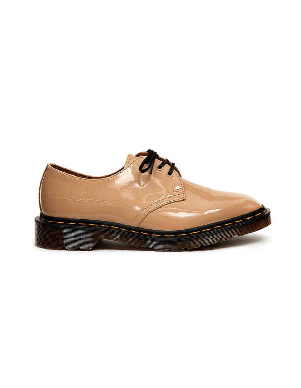 beige dr martens