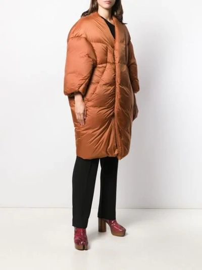 Shop Rick Owens Gesteppter Oversized-mantel In Rust