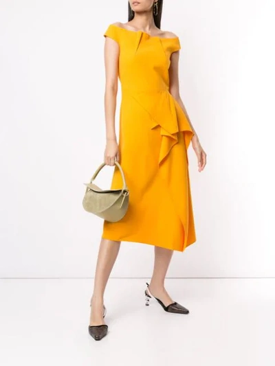 Shop Roland Mouret 'arch' Kleid In Yellow