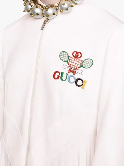 GUCCI EMBROIDERED LOGO PLEATED TENNIS DRESS - 白色