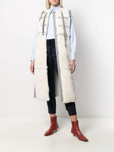 CONTRAST LONG-LINE GILET