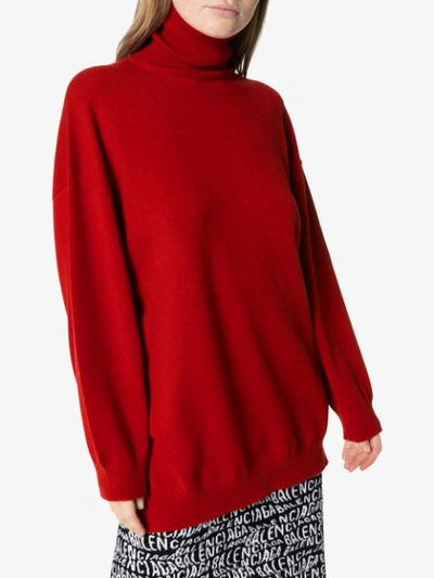 Shop Balenciaga Rollkragenpullover Mit Logo-stickerei In Red