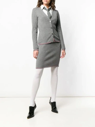 Shop Thom Browne Cardigan Mit V-ausschnitt - Grau In Grey