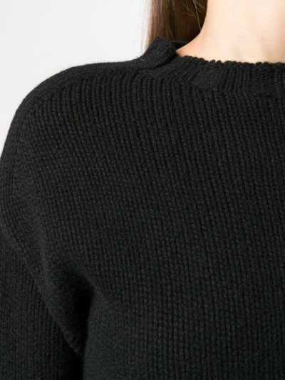 LONG-SLEEVE FITTED SWEATER