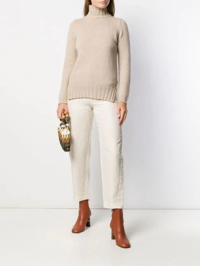 Shop Aragona Fitted Cashmere Jumper In Neutrals