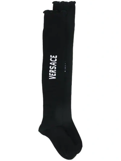 Shop Versace Contrasting Logo Socks In I463 Nero Bianco