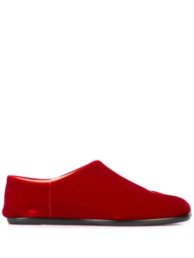 Shop Maison Margiela Tabi Toe Slippers In Red