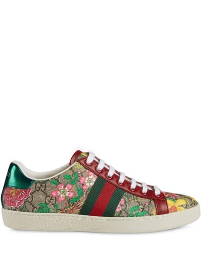 Shop Gucci Flora Print Low-top Sneakers In Neutrals