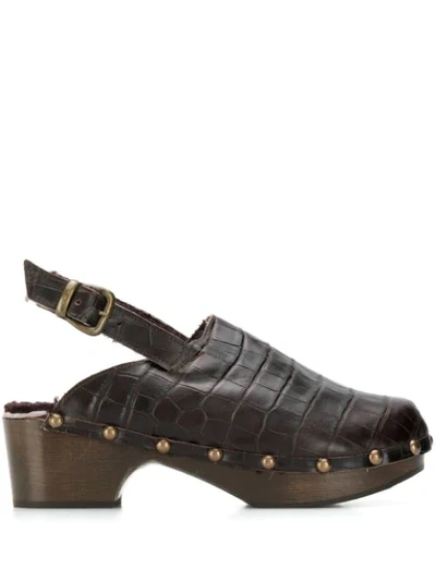 Shop Avec Modération Ruka Embossed Style Clogs In Brown