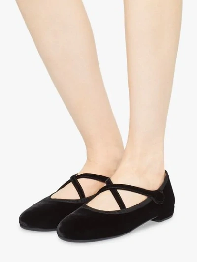 MIU MIU CROSS-OVER STRAP BALLERINAS - 黑色