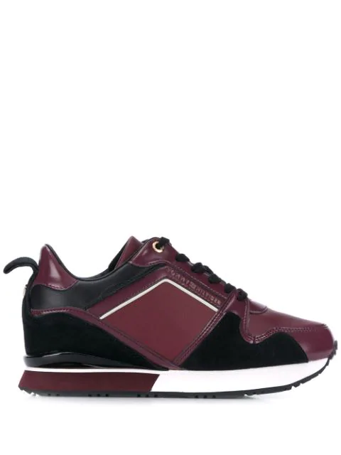 tommy hilfiger shoes with bows on front