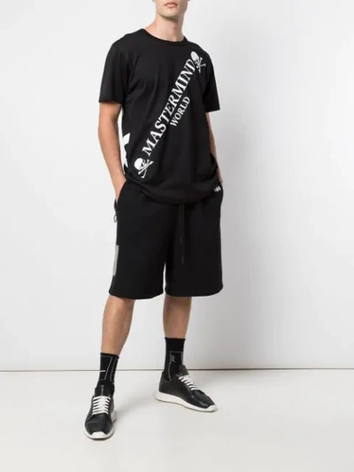 Shop Mastermind Japan Branded T-shirt In Black