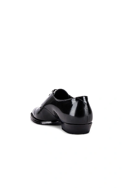 Shop Saint Laurent Wyatt 25 Derby In Black