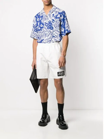 Shop Alexander Mcqueen Floral Short-sleeved Shirt In Blue