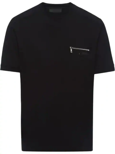 Shop Prada T-shirt Mit Reissverschluss - Schwarz In Black