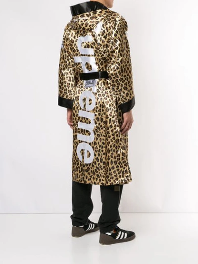 Boxing robe supreme on sale