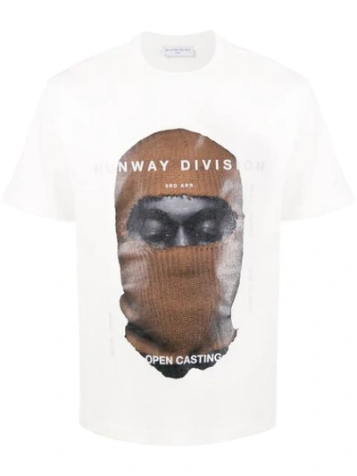 Shop Ih Nom Uh Nit 'runway Division' Print T-shirt In White