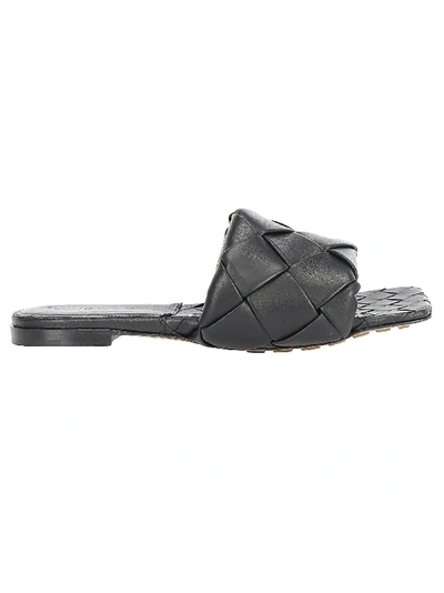 Shop Bottega Veneta Sandals In Nero