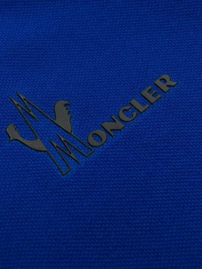 Shop Moncler Henley-hemd In Blue
