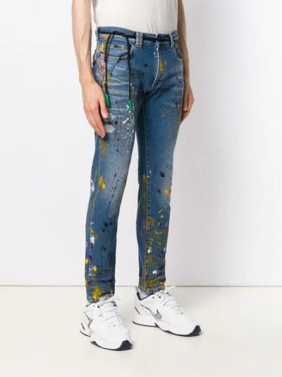 Shop Off-white Jeans Mit Farbklecks-print In 8400 Blue