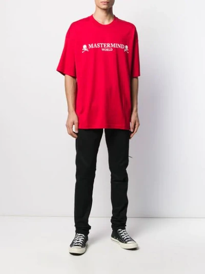 Shop Mastermind Japan Logo Print Relaxed-fit T-shirt In Red