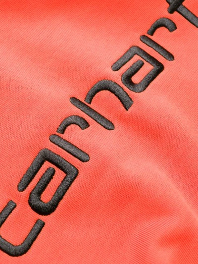 Shop Carhartt Kapuzenpullover Mit Logo-stickerei In 04v90 Orange Brick