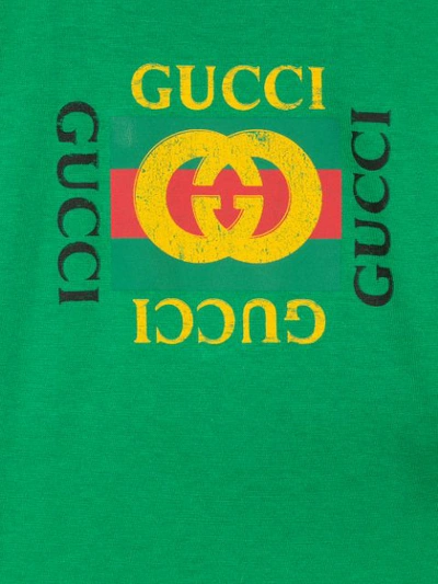 Shop Gucci Logo Print T-shirt In Green