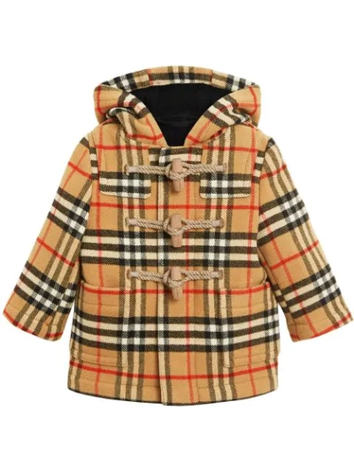 Shop Burberry Dufflecoat Mit Karomuster In Yellow