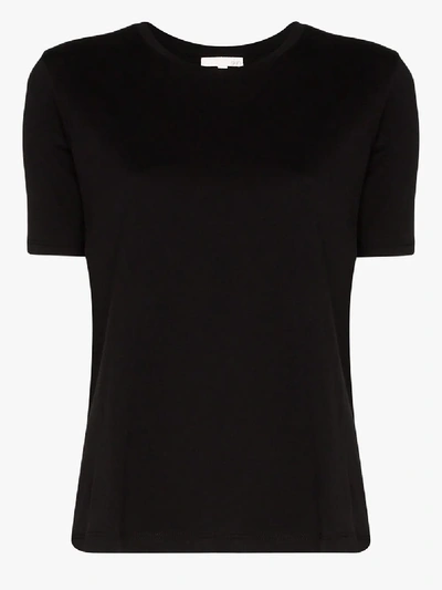 Shop Skin 'sabine' T-shirt In Schwarz