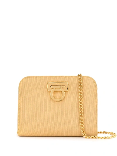 Pre-owned Ferragamo Ribbed Chain Clutch In 棕色