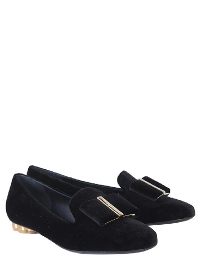 Shop Ferragamo Salvatore  Suede Flower Heek Ballerinas In Black