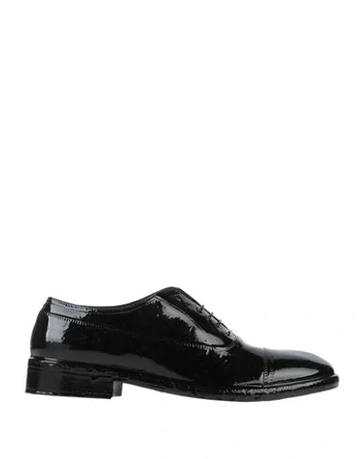 Shop Maison Margiela Laced Shoes In Black