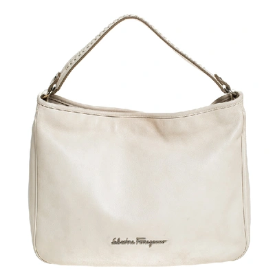 Pre-owned Ferragamo Off-white Leather Hobo